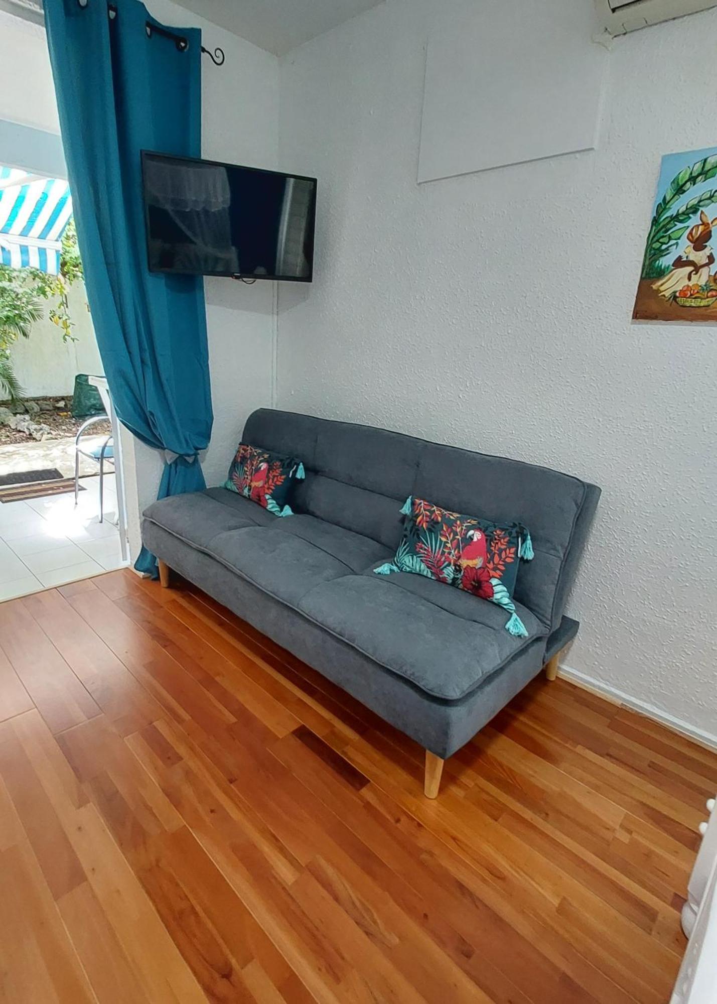 Ferienwohnung Logisrev Sainte-Anne  Zimmer foto
